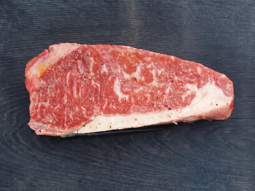 Fresh Strip Loin Steak (Canada AAA)